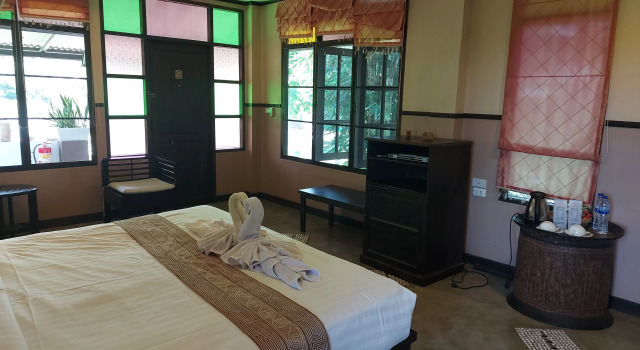 Вилла Baan Chai Thung Resort