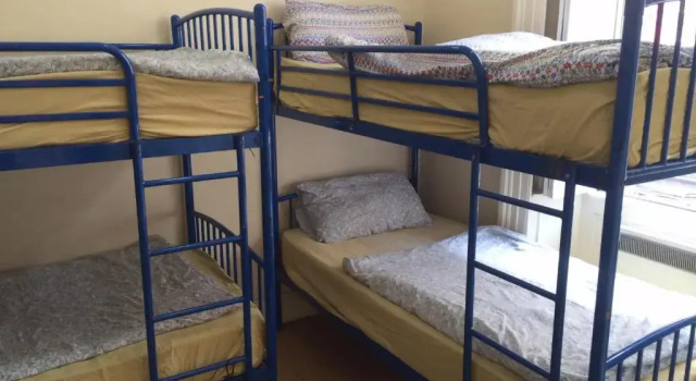 Кровать в общем номере Global Hostel at Temple Bar
