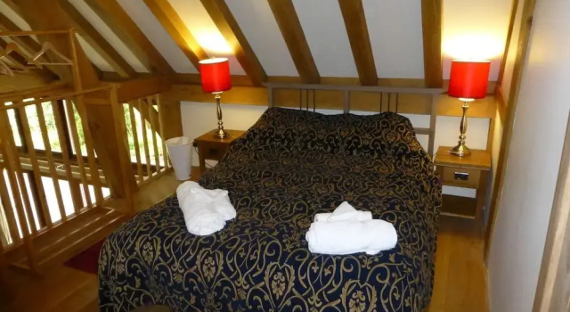 Nightingale Barn, Забронировать Отель Отели Исторического графства Суссекса 3 звезды, 3*