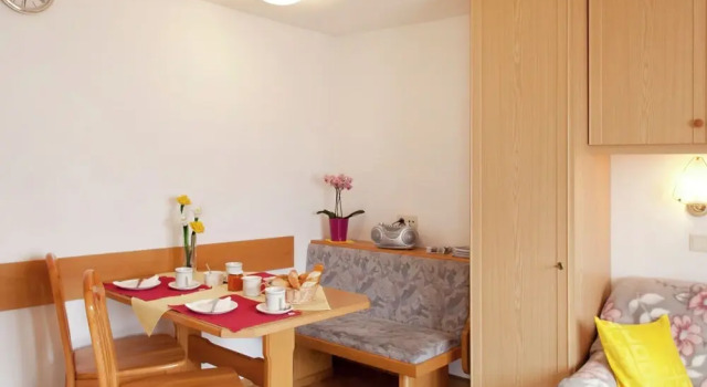 Cozy Apartment in Niedernsill near Skiing