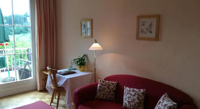 Hotel Landsitz Pichlschloss, Забронировать Отель Отели Ноймаркт 3 звезды, 3*