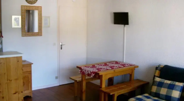 French Alpine Studio, Prenota Appartamento Hotel a Alvernia con parcheggio, Parcheggio
