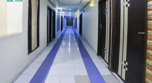 OYO 69380 Hotel City Pulse, Rezervovat Hotel Hotely v Gujarat s parkováním, Parkování
