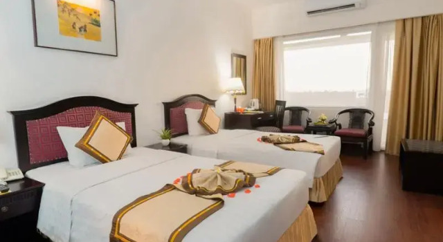 Двухместный номер Deluxe с балконом и с видом на реку Century Riverside Hotel Hue