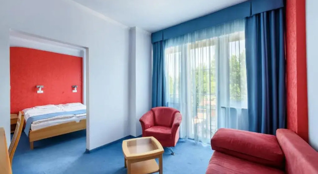 Люкс Deluxe Hotel Négy Évszak