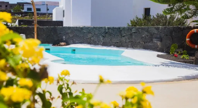Casa Volcán y Mar, Забронировать Отель Отели Ланцароте 3 звезды, 3*