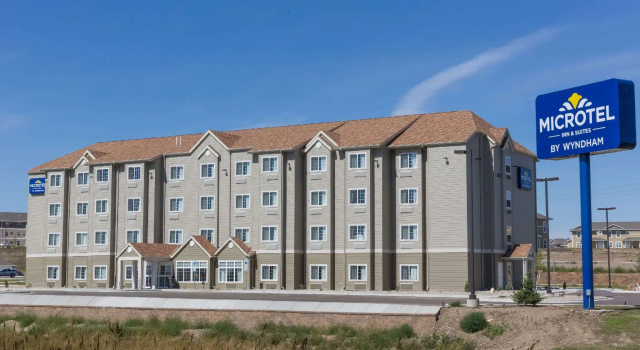 Кровать в общем номере Microtel Inn & Suites by Wyndham Tioga