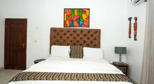 Plistbooking- Astounding 3 Bedroom Apartment Short Let In Lekki Lagos Nigeria