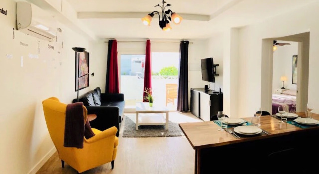 Apartment Mariposa With Pool, Smart Tv, Wifi & Air Conditioning in Playa Honda