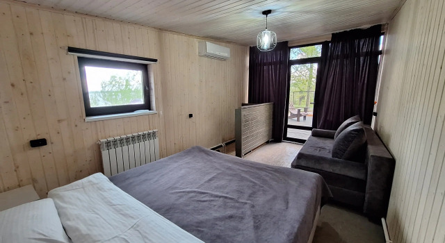 Лес и Озеро, Rezervovat Hotel Hotely v Bashkortostan s parkováním, Parkování