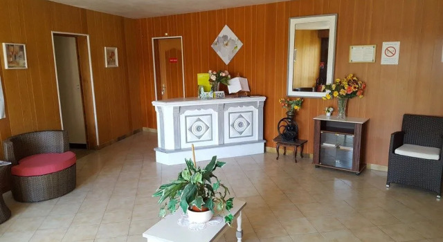 Hôtel Restaurant L'Unique, Varaa Hotelli  