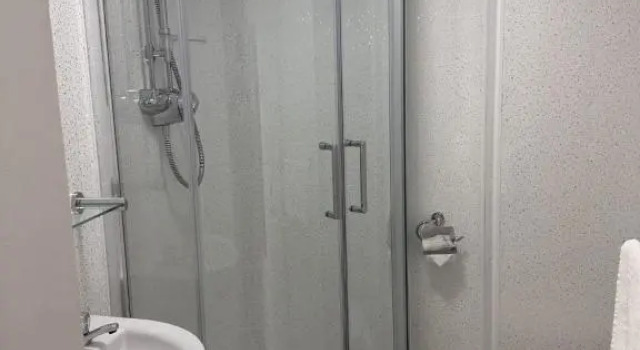 Номер Standard Clarence House Hotel