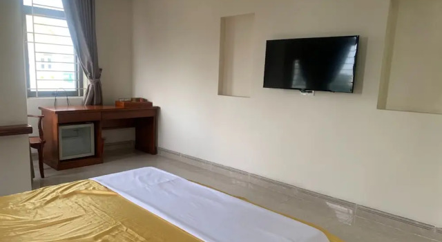 Hotel Phú Sĩ, Забронировать Отель Binh Tan District 