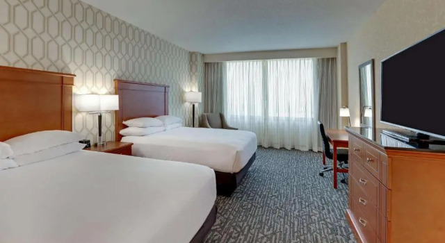 Двухместный люкс Drury Plaza Hotel Nashville Franklin