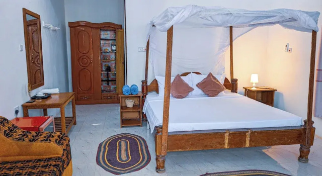 Tuna Nungwi Beach Bungalow