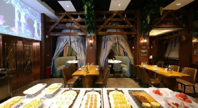 Lavande Hotels Urumqi Daximen Zhongshan Road, Rezerwuj Hotel Urumqi Xinjiang