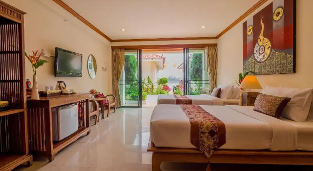 Двухместный номер Standard с балконом Chiangkhan River Mountain Resort