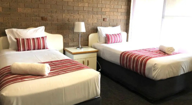 Семейные апартаменты Golfview Motor Inn
