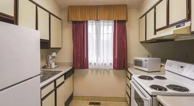 Семейные апартаменты Deluxe La Quinta by Wyndham Woodburn