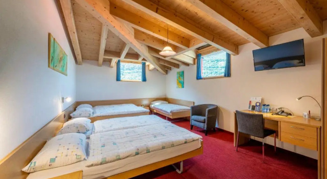Семейный номер Standard Мансарда Hotel La Perla