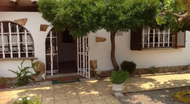 House in Miami Playa 103672 by MO Rentals, Забронировать Отель Отели Монроч-дел-Камп 3 звезды, рядом с Cala del Solitari, 3*