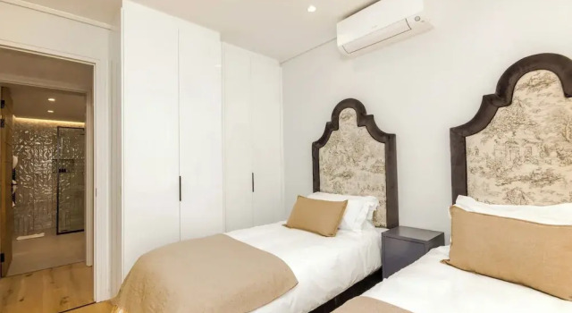 Stylish Apartment in Cape Winelands District, Забронировать Апартаменты/квартира Отели Стелленбос с парковкой, рядом с African Art Boutique Stellenbosch, Парковка