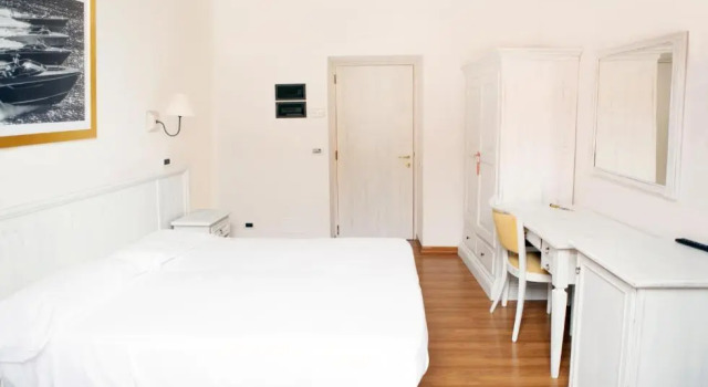 Двухместный номер Superior с видом на озеро Hotel Sebino