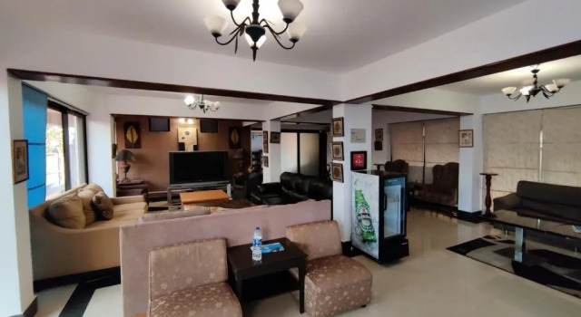 Люкс с 2 комнатами Westwood Residence