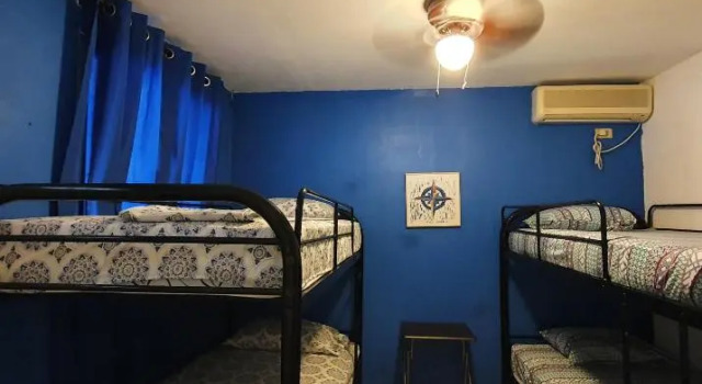 Четырёхместный номер Economy Hostal Villa Mayte Coronado