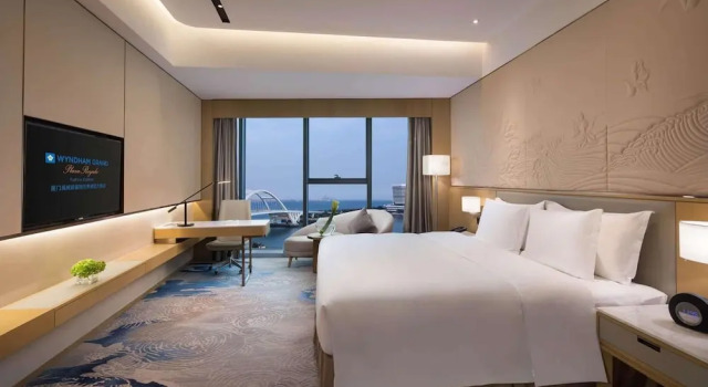 Двухместный номер Deluxe с видом на залив Wyndham Grand Plaza Royale Yuzhou Xiamen Wuyuan Bay