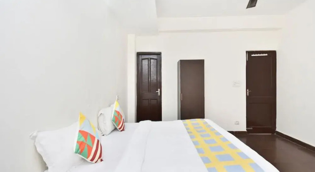 OYO 13878 Home Spacious 3BHK Kumarhatti, Забронировать Апартаменты/квартира Апартаменты штата Химачал-Прадеш, Апартаменты/квартира