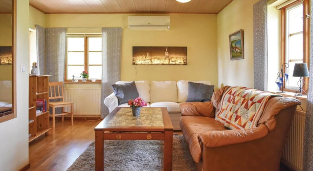 Awesome Home in Simrishamn With 2 Bedrooms, Book Hotel Simrishamn 