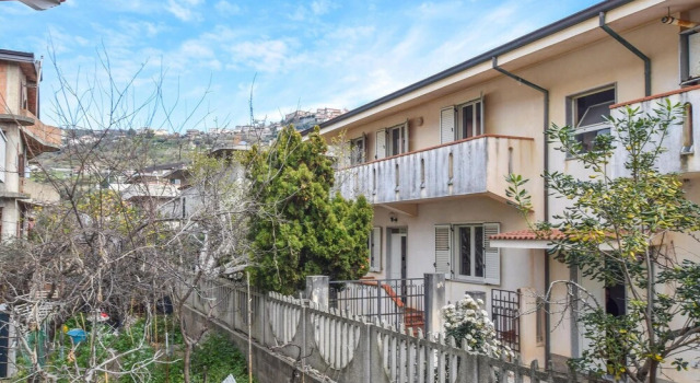 Awesome Apartment in Nicotera Marina With Wifi and 3 Bedrooms, Varaa Huoneisto Nicotera Calabria