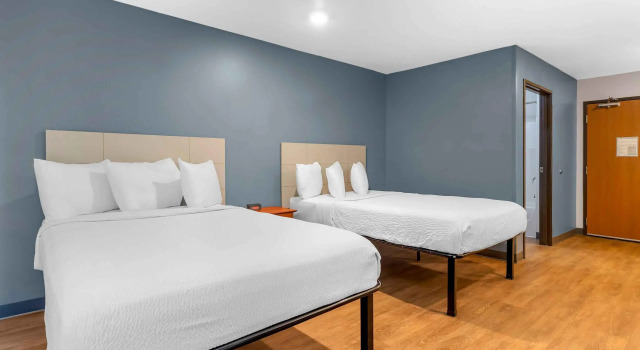 Четырёхместный люкс Studio 6 Extended Stay Fort Myers FL