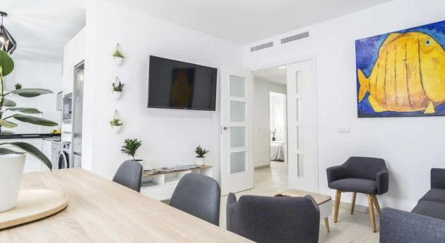 Holi-Rent El Secreto de Lola, Забронировать Отель Отели Пуэрто Де Санта Мария 3 звезды, рядом с Винодельня Bodegas 501, 3*