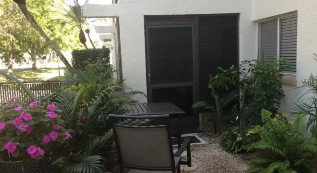Апартаменты Elegant 1 Bedroom Condo With Swimming Pool Gym Access All Included In Convenient Fort Myers Location Near Golf Courses and Sanibel Island