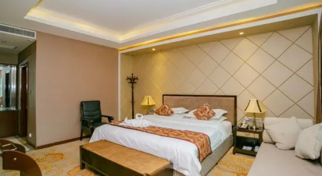 Luksusowy suite Guazhou Hotel