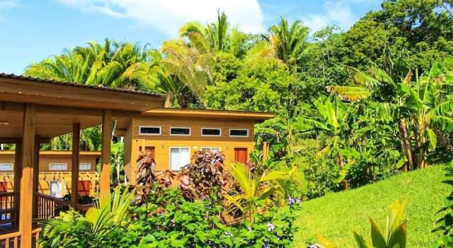 Richardson Serenity Villa, Book Villa Sommerhuse i Roatan, Hytte