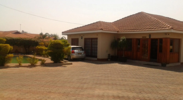 Comfort Palace Guesthouse, Book Guesthouse Hotels in Francistown with Parking, Parking