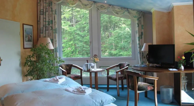 Hotel Reifenstein, Reservar Hotel Kleinbartloff Eichsfeld