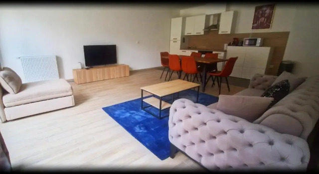 Апартаменты AMG - Deluxe Apartments