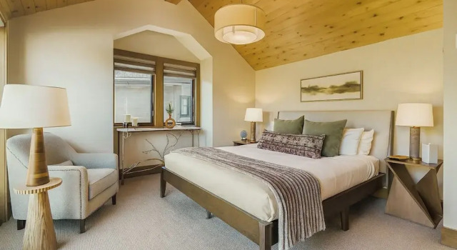 King Road Luxury Lodge, Private Hottub, Game Room, Media Room 45 4 Bedroom Home, Забронировать Отель Парк-Сити Deer Valley - The Canyons, рядом с Горнолыжный подъемник First Time Lift