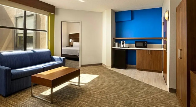 Люкс с 2 комнатами Holiday Inn Express Hotel & Suites Irving DFW Airport North by IHG