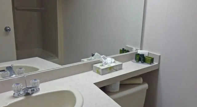 Номер Superior Powell River Town Centre Hotel
