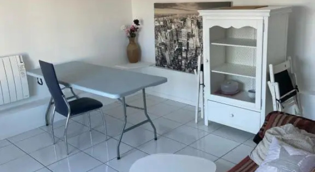 Bel appartement chez particulier calme et piscine, Rezerwuj Apartament Hotele w Côte de Beauté z basenem, Basen