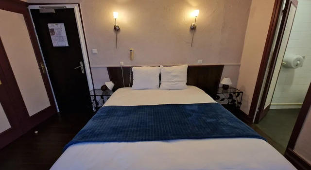 Двухместный номер Standard с видом на город Logis Central Hôtel - Restaurant & Spa