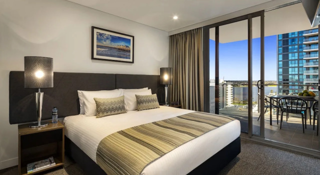 Апартаменты Executive с 2 комнатами с балконом Quest East Perth