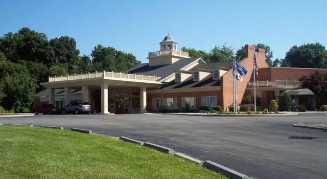 Best Western Radford Inn, Rezervați Hotel Hoteluri în Radford cu piscină, Piscină