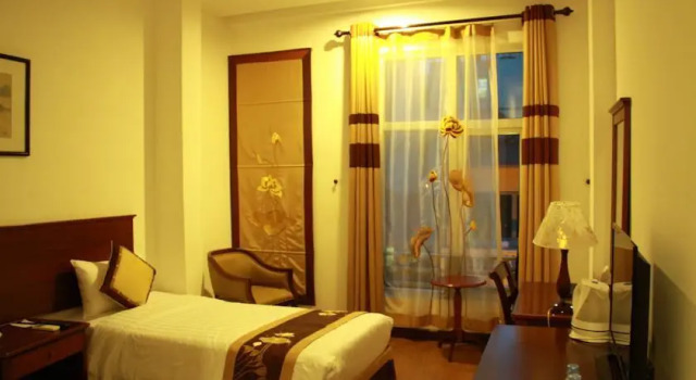 Zenith Hotel