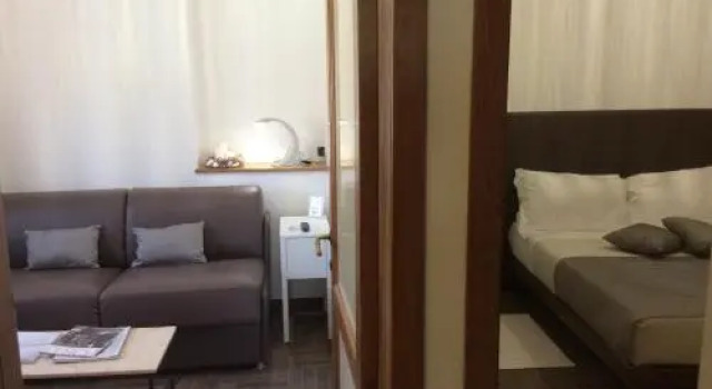 B&B il Raffaellino, Забронировать Вилла Отели Форте-дей-Марми с парковкой, рядом с Пляж Форте-дей-Марми, Парковка